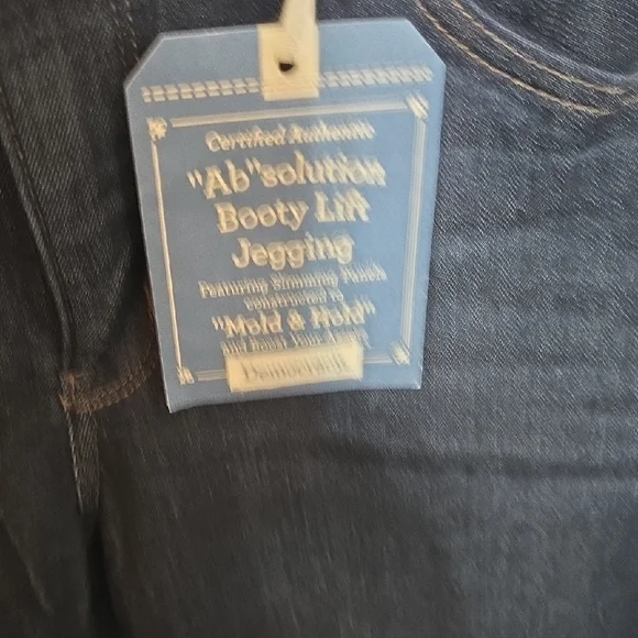 Democracy "Ab"solution® Booty Lift Straight Leg Indigo Jeans - Picture 2 of 5